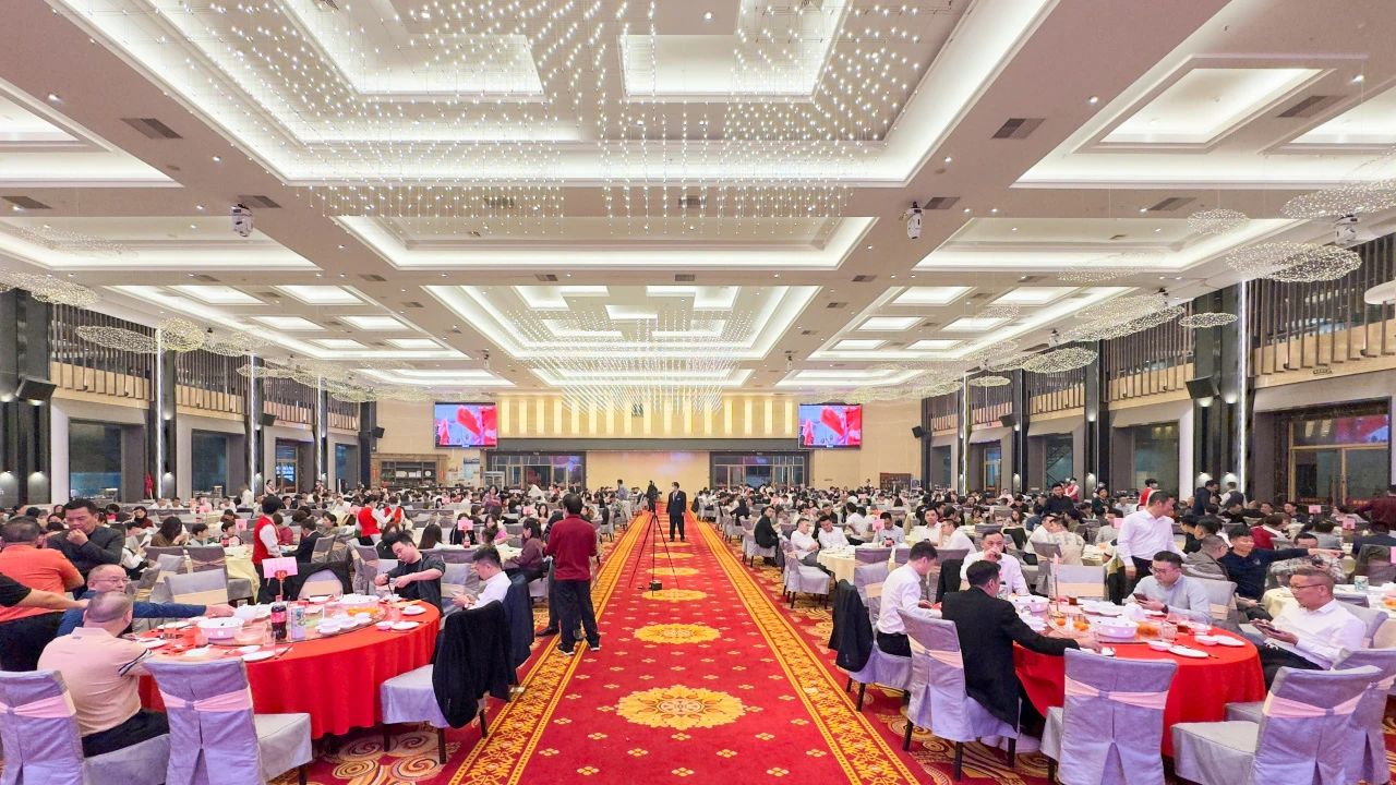 拓路前行·領跑未來 | 集團2023年度總結會暨2024迎新晚會圓滿結束！(圖14)