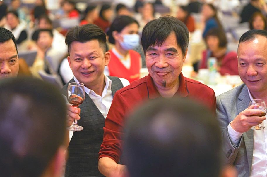 拓路前行·領跑未來 | 集團2023年度總結會暨2024迎新晚會圓滿結束！(圖32)
