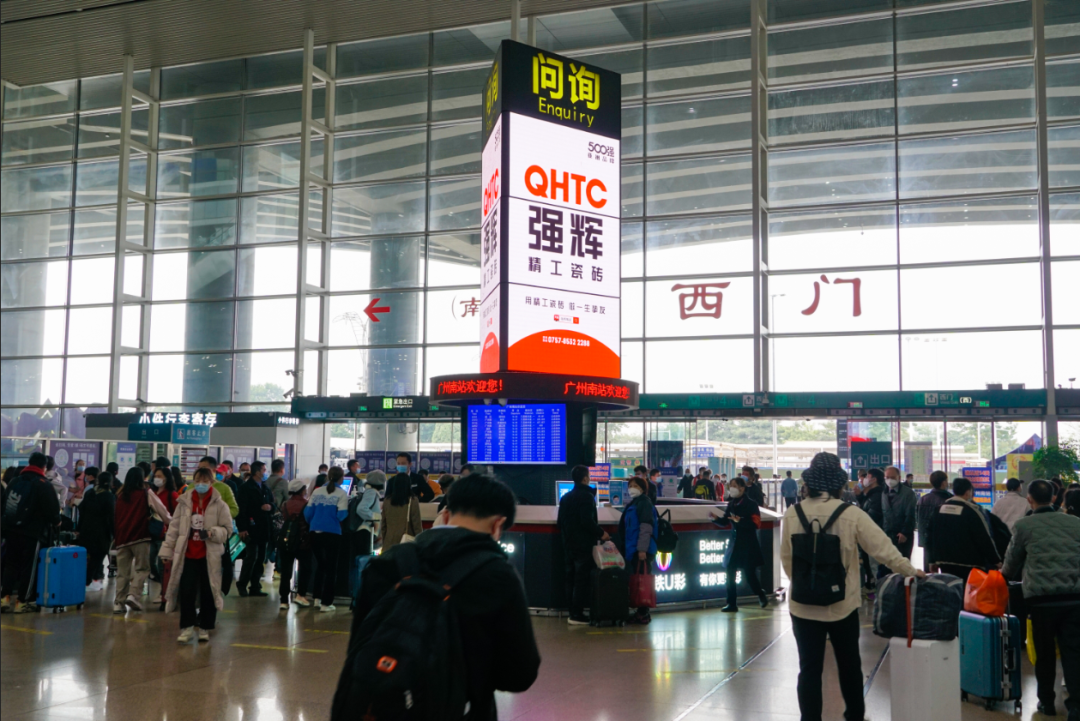 開年“第一炮”！強(qiáng)輝高鐵廣告開啟“霸屏”模式！(圖4)