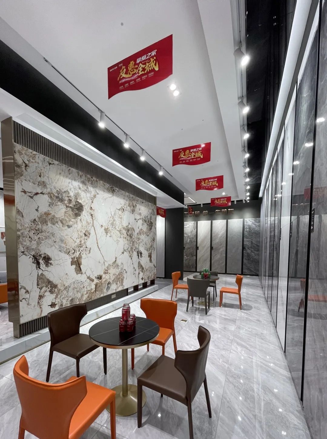 終端風采 | 強輝武穴旗艦店，發(fā)現(xiàn)更多美的可能(圖10)