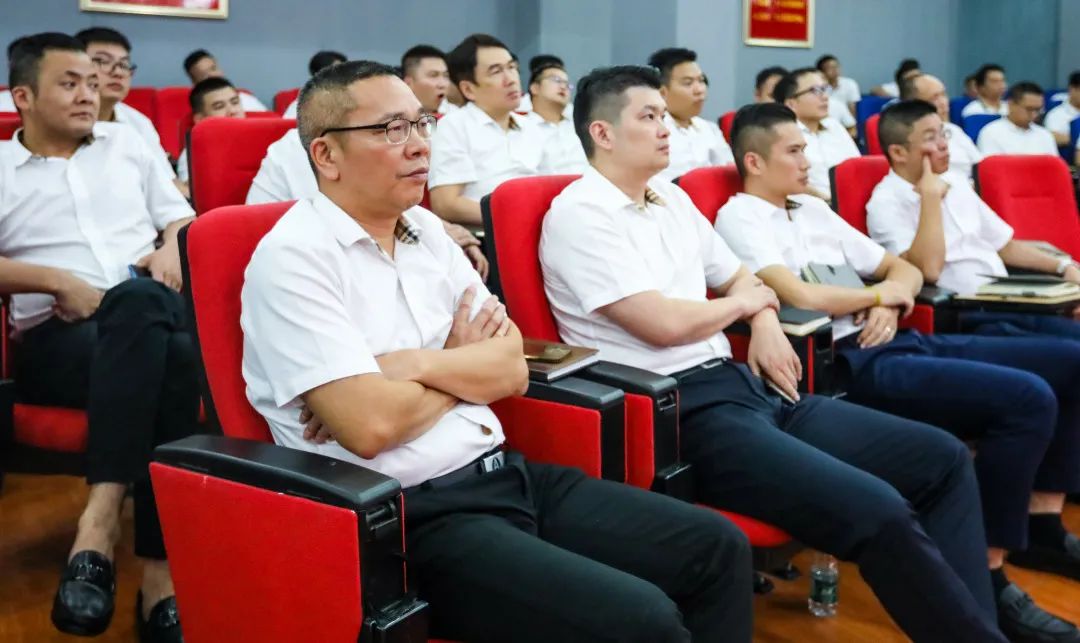 這一次，我們玩大的 | 強(qiáng)輝金九銀十無界增長(zhǎng)營(yíng)銷大會(huì)復(fù)盤會(huì)議順利舉辦(圖9)